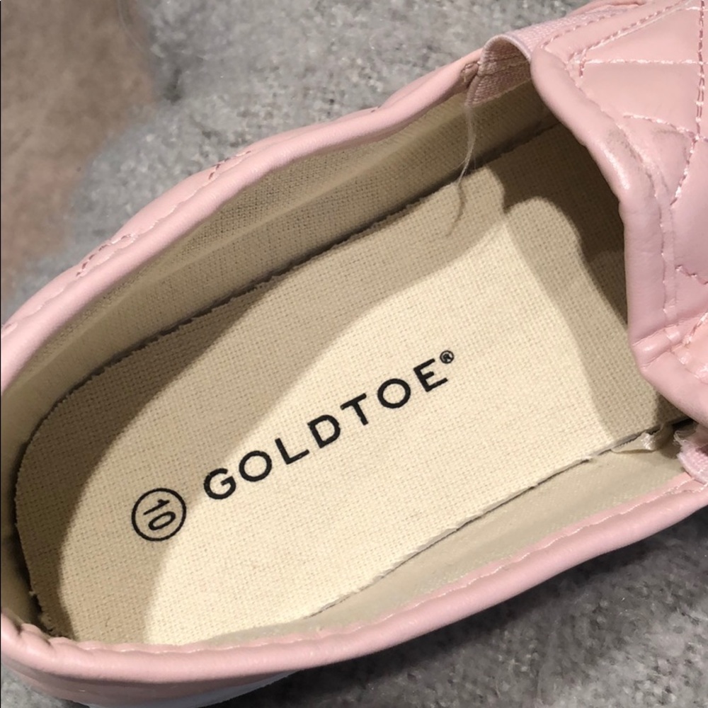 Shoes - Picture 2 of 5